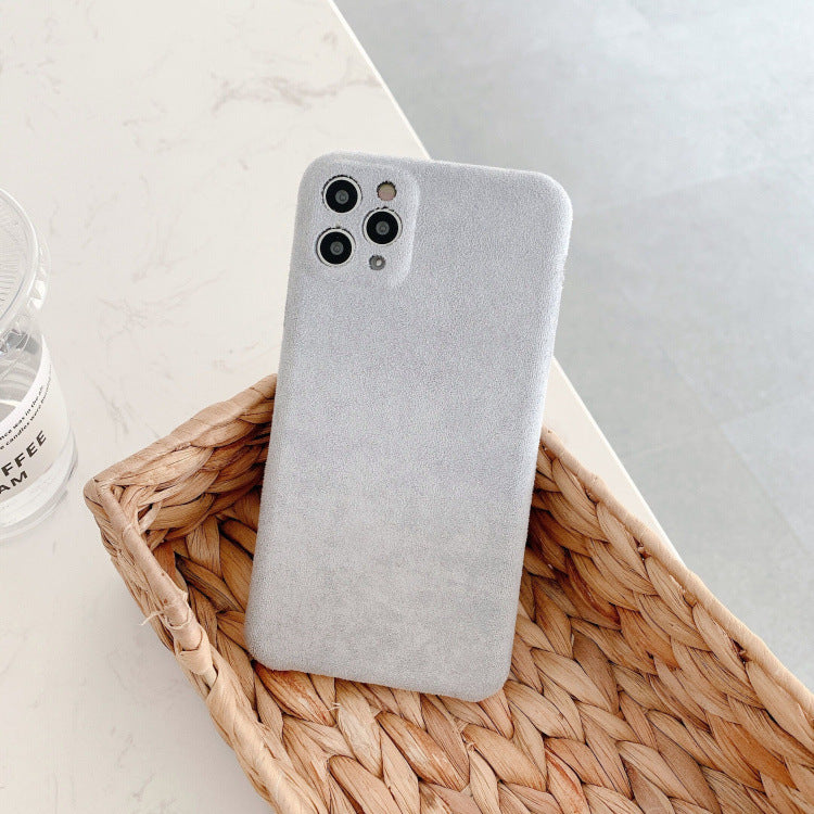 Fluffy wave dot phone case